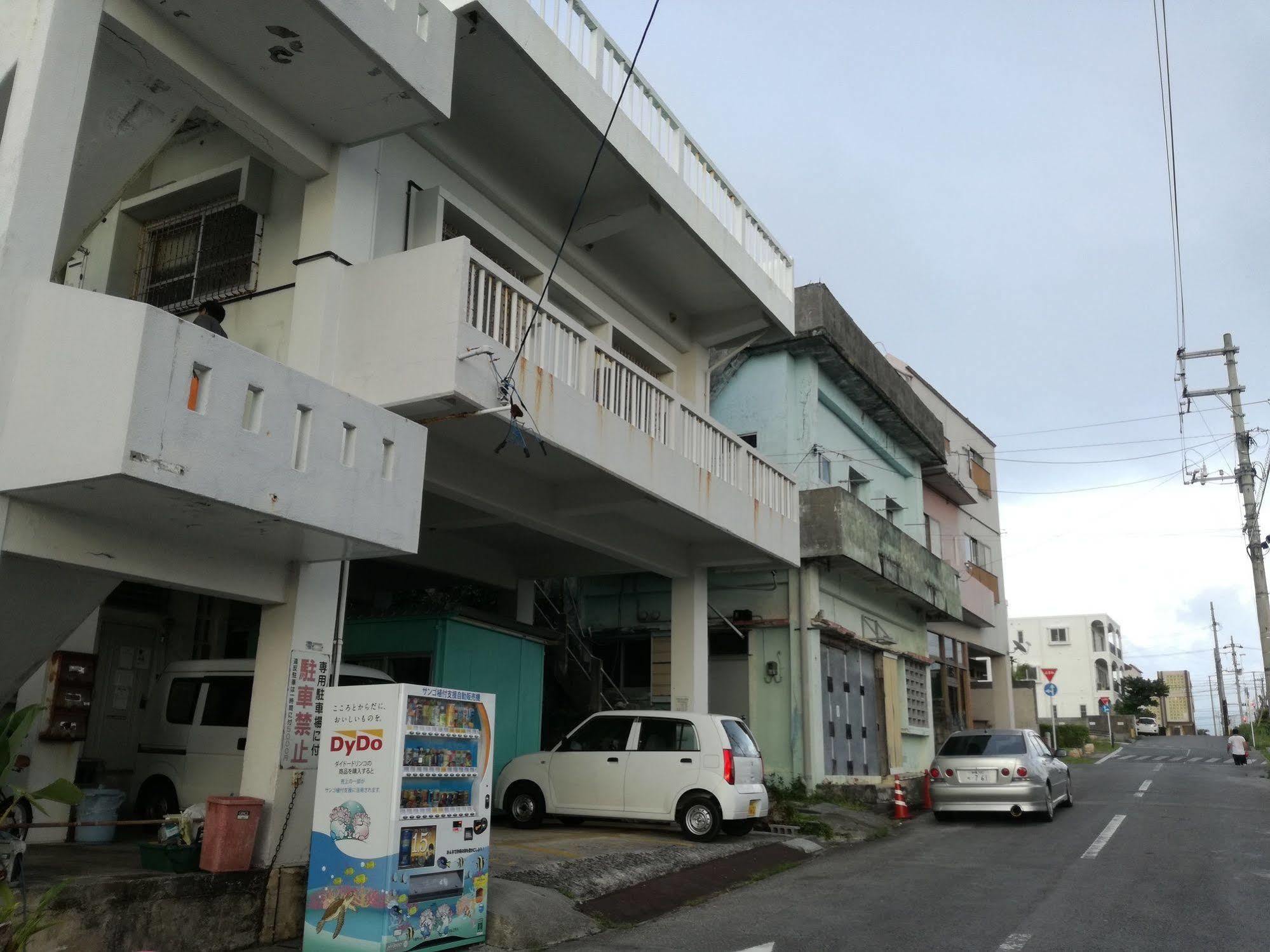 Koza Share House Otel Okinawa Dış mekan fotoğraf
